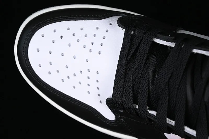 All categories Air Jordan Jordan series basketball shoes Air Jordan 1 High Air Jordan 1 Retro High "Clay Green" AJ1 Joe 1 six-time champion high-top basketball shoes 555088-135